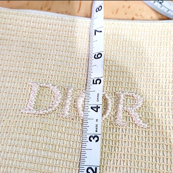 Dior Raffia Cosmetic Pouch - Picture 5 of 10